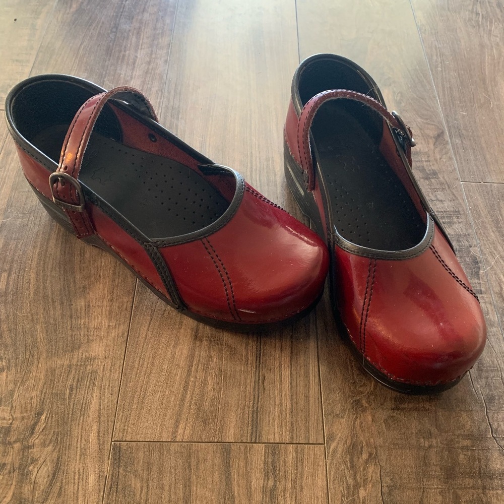 Dansko Patent Leather Mary Jane Clogs 37